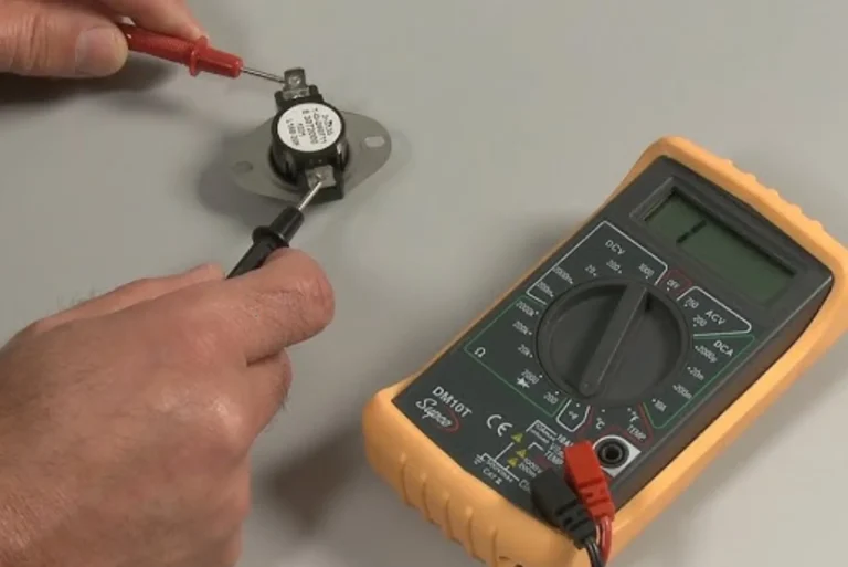 Signs of Dryer Cycling Thermostat Failure