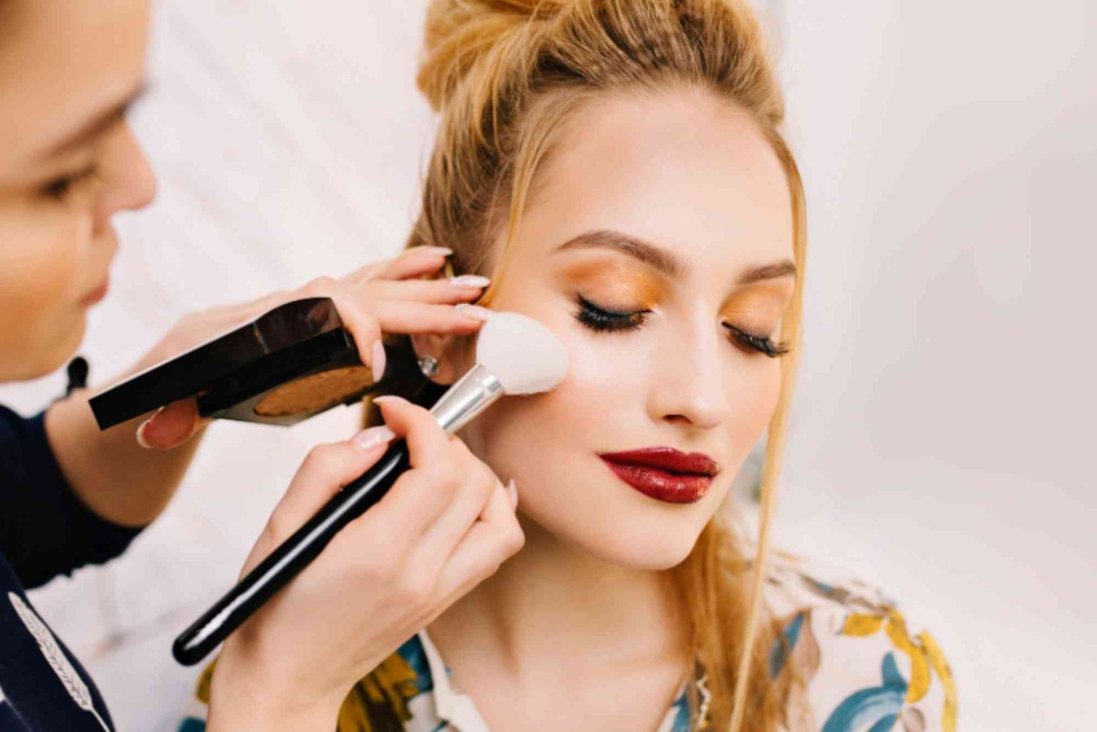 How to Make Your Makeup Last All Day